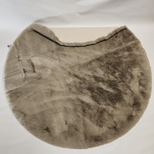 Load image into Gallery viewer, MON CHATEAU Faux Fur Rug