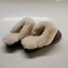 Load image into Gallery viewer, Nuknuuk Women's Leather Slippers