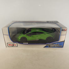 Load image into Gallery viewer, Maisto Diecast Car Model
