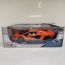Load image into Gallery viewer, Maisto Diecast Car Model