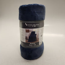 Load image into Gallery viewer, Koolaburra By UGG Ryanna Throw