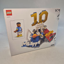 Load image into Gallery viewer, LEGO Kylian Mbappé - Soccer Highlights 43013