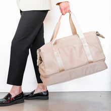 Load image into Gallery viewer, Mytagalongs Duffle Bag With Trolley Sleeve