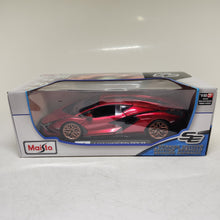 Load image into Gallery viewer, Maisto Diecast Car Model