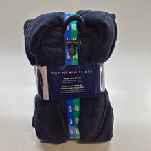 Load image into Gallery viewer, Tommy Hilfiger Men's Plush Fleece Robe
