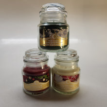 Load image into Gallery viewer, Scented Candle Gift Set
