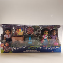 Load image into Gallery viewer, Disney Petite Deluxe Gift Set
