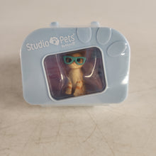 Load image into Gallery viewer, Studio Pets Mini Figures
