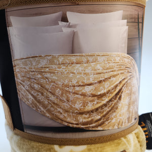 Frye Plush Blanket *KING*