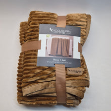 Load image into Gallery viewer, Koolabura UGG Stripe Throw
