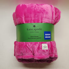 Load image into Gallery viewer, Kate Spade Blanket *Queen*
