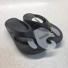Load image into Gallery viewer, Oofos Unisex Ooriginal Flip Flops
