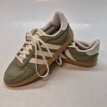 Load image into Gallery viewer, Adidas Women's Breaknet Sleek Sneaker
