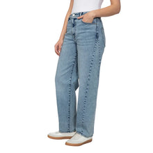 Load image into Gallery viewer, Hudson Women's High Rise Barrel Leg Jean

